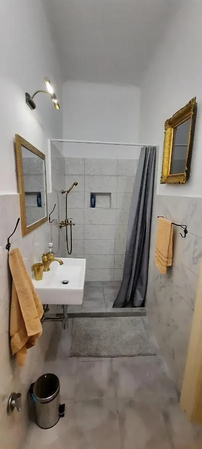 Retro Opatija Center Apartments
