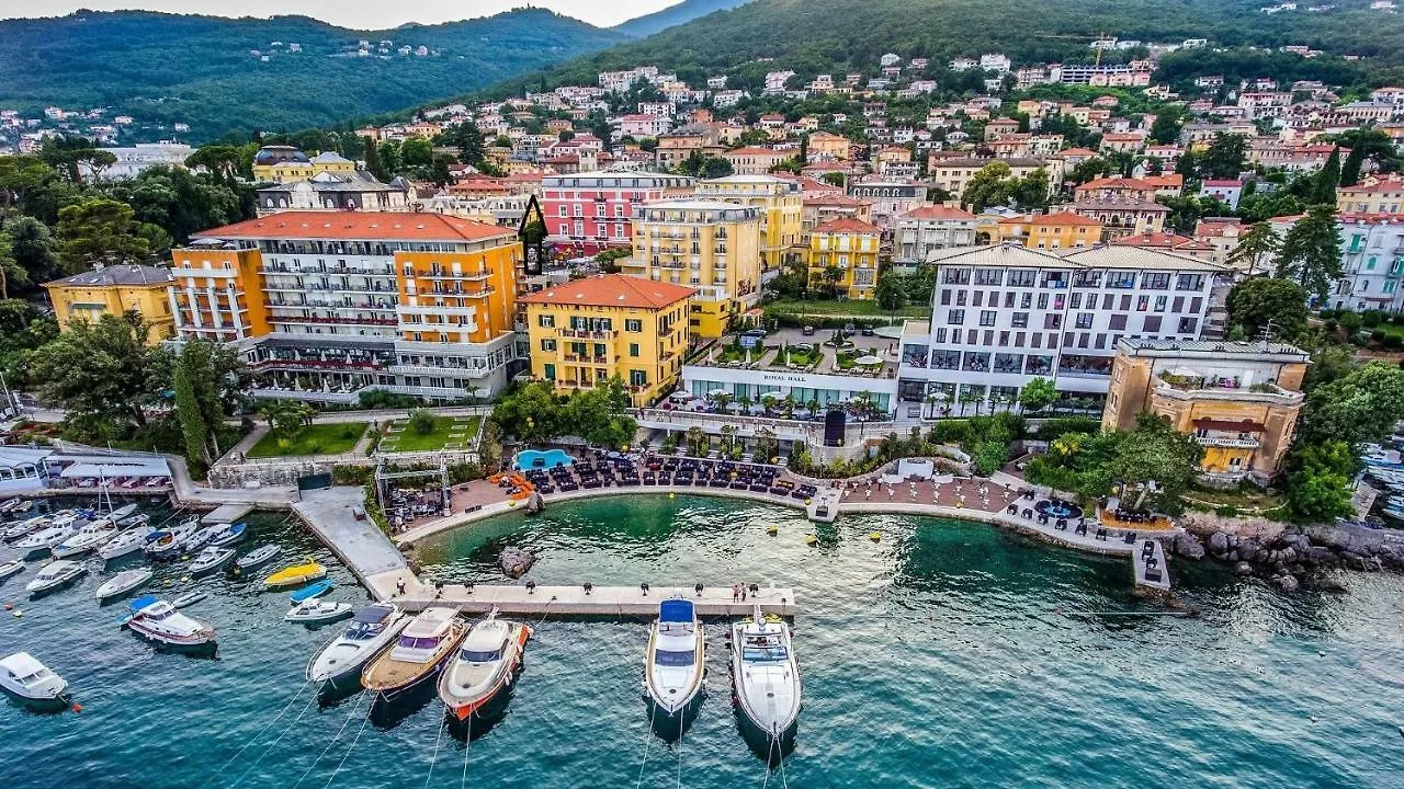 Retro Opatija Center Apartments Croatia