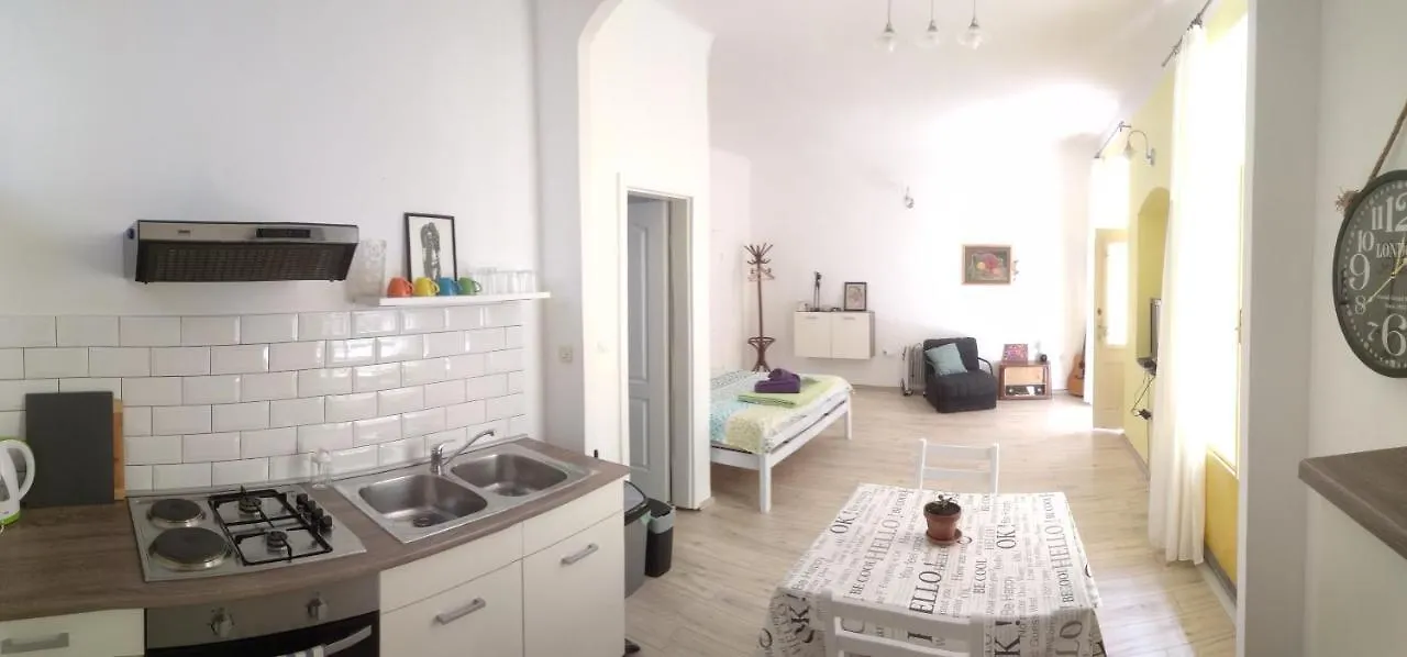 Retro Opatija Center Apartments