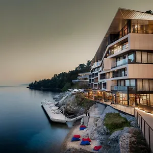 Boutique & Design Navis - Small Luxury Of The World Hotel